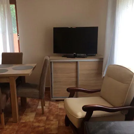 Arbo79 Apartmanhaz * Békésszentandrás