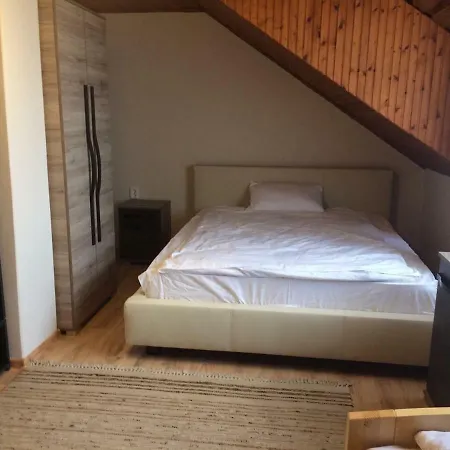 Arbo79 Apartmanhaz